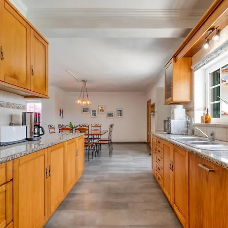 Casa Branca I Geraeumiger Rueckzugsort Fuer 12p By Interhome Tatil Evi *