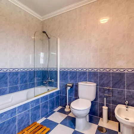 Σπίτι διακοπών Casa Branca I Geraeumiger Rueckzugsort Fuer 12p By Interhome *