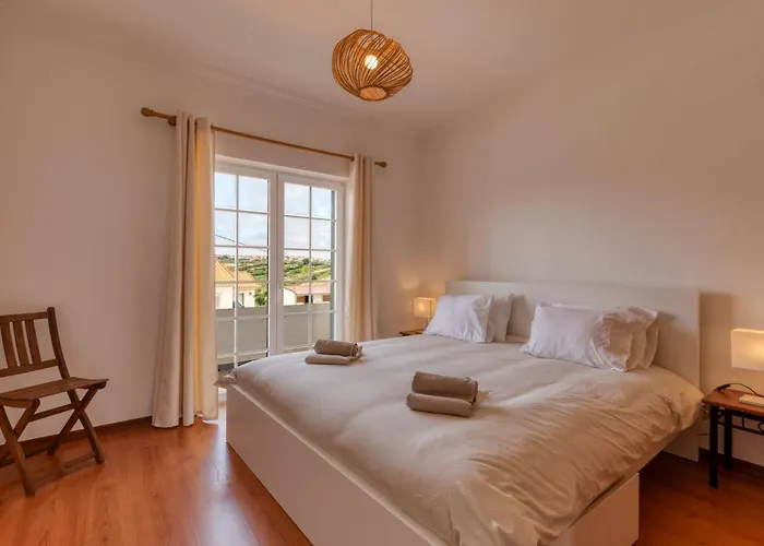 Prázdninový dům Casa Branca I Geraeumiger Rueckzugsort Fuer 12p By Interhome