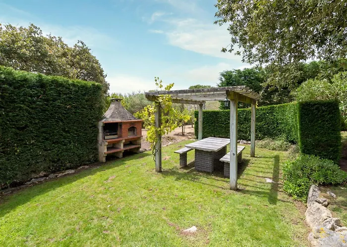 Casa Branca I Geraeumiger Rueckzugsort Fuer 12p By Interhome Hébergement de vacances *