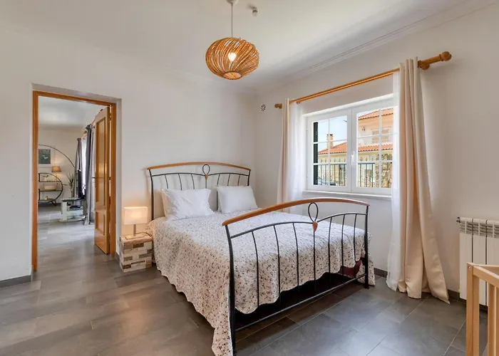 Casa Branca I Geraeumiger Rueckzugsort Fuer 12p By Interhome